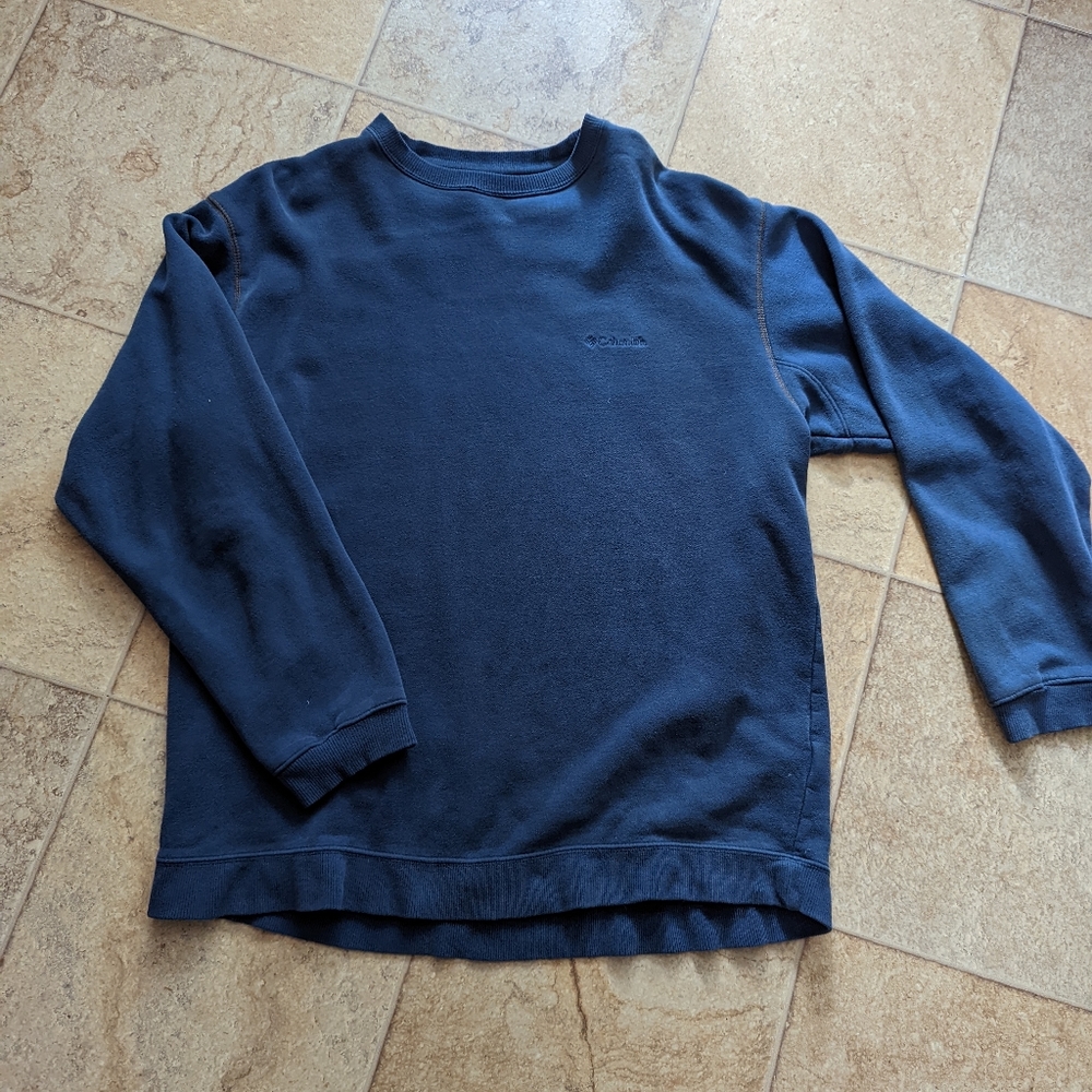 Blue Columbia crew neck hoodie